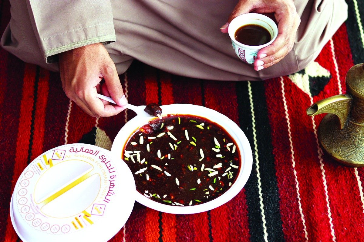 حلوى عمانية